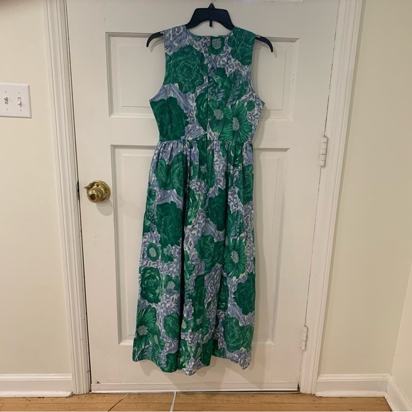 TCEC Hydrangea Floral A-Line Ruffle Bust Detail Feminine Preppy Midi Dress - Picture 11 of 16